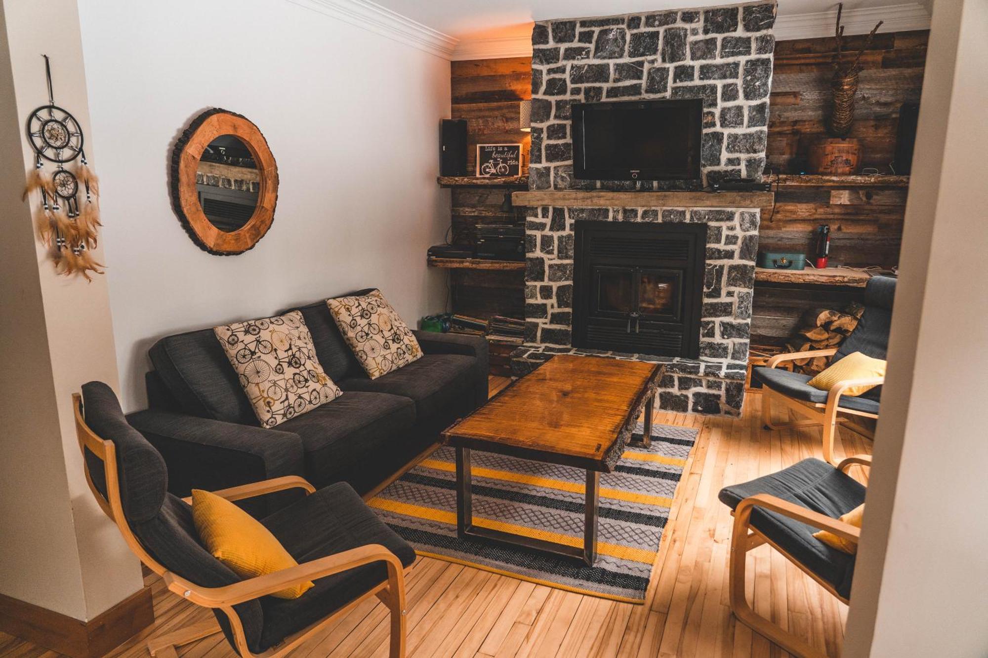 Le 2800 Du Parc Villa Shawinigan Bagian luar foto