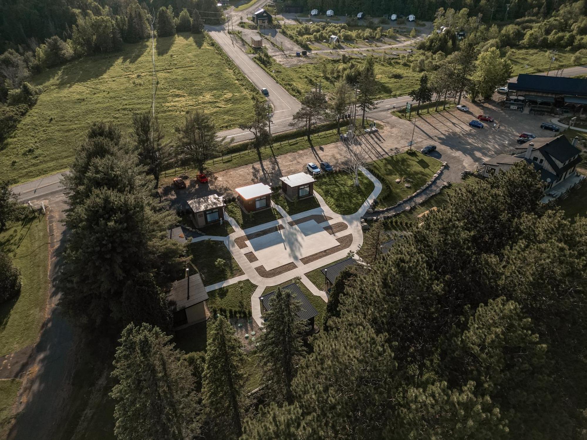 Le 2800 Du Parc Villa Shawinigan Bagian luar foto
