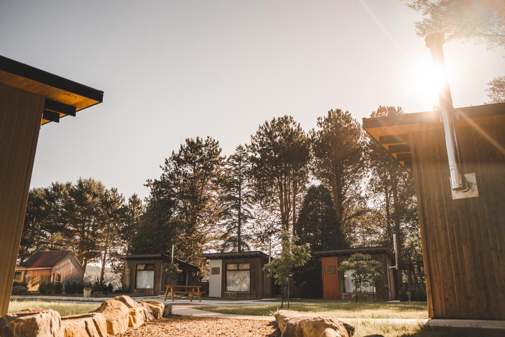 Le 2800 Du Parc Villa Shawinigan Bagian luar foto